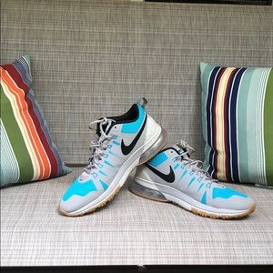 Nike Men’s Air Max TR1 180 Cross Training Shoes